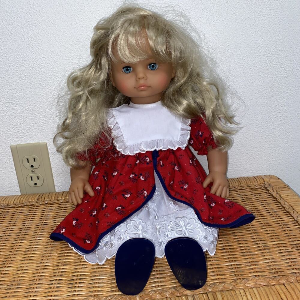 Vintage Lissi World Wide 20" Doll 264/500 Blonde Hair Blue Eye Excellent Germany